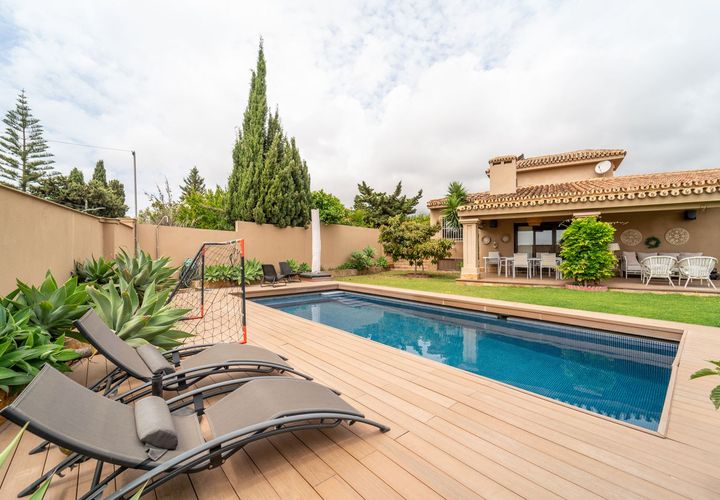Villa i Torremolinos, Malaga, Torremolinos - € 995.000 | Ref: R5063629 - foto 1