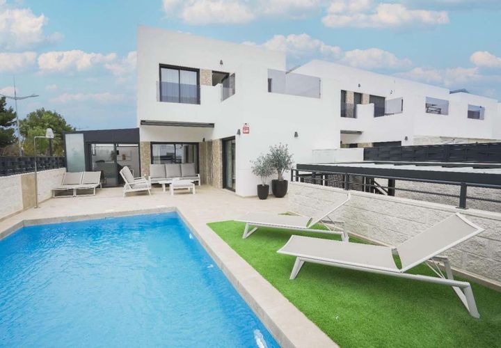 Villa i Dolores, Alicante, Dolores - € 360.000 | Ref: 228-454-11-913 - foto 1