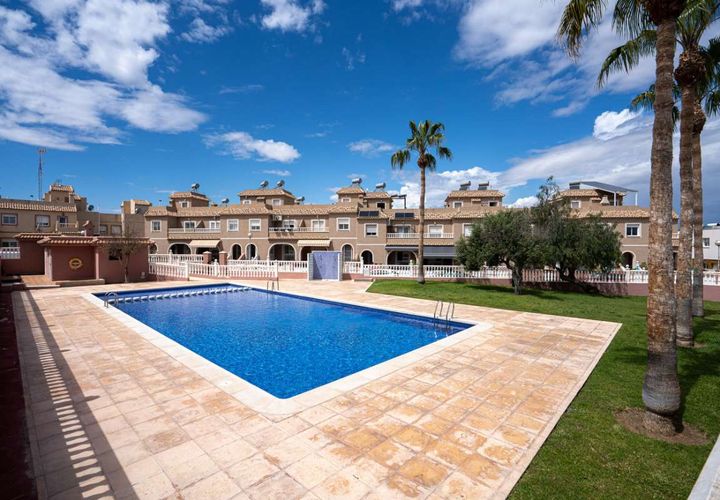 Byhus i Gran Alacant, Alicante, Gran Alacant - € 290.000 | Ref: 1-0-11-863 - foto 1