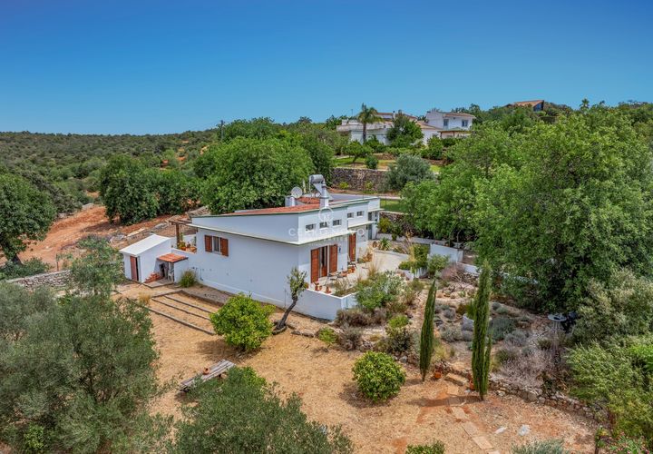 Villa i Almancil, Faro, Almancil - € 495.000 | Ref: CN10567 - foto 1