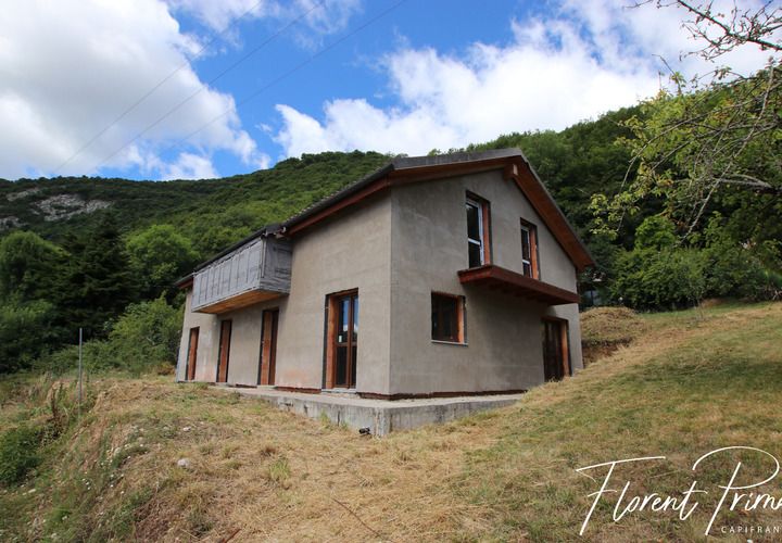 Villa a Culoz, Ain, Culoz - € 128.000 | Ref: 340937424341 - foto 1