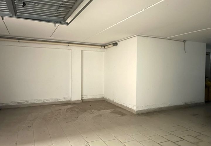 Erhvervsejendom i Cagliari, Cagliari, Cagliari - € 50.000 | Ref: cell.3897637913 - foto 1