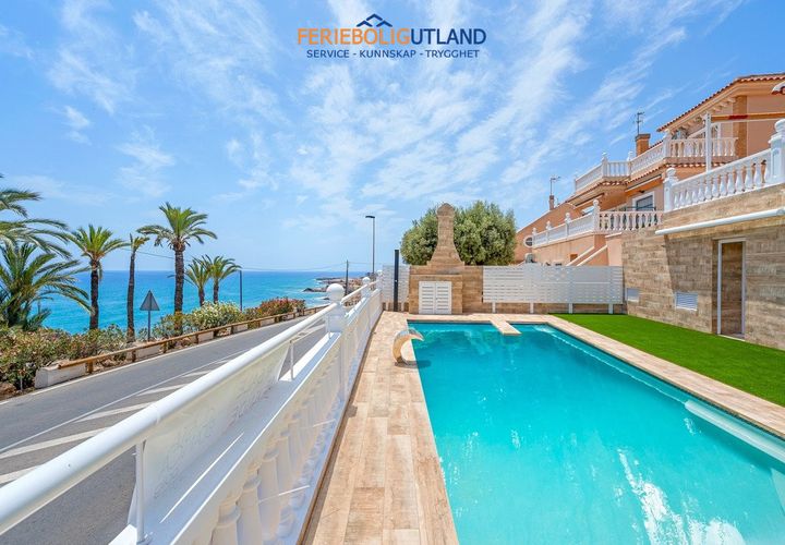 Villa a Torrevieja, Alicante, Torrevieja - € 960.000 | Ref: FBU16439 - foto 1