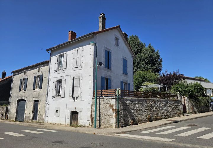 Landsbyhus i Montemboeuf, Charente, Montemboeuf - € 130.800 | Ref: BVI81832 - foto 1