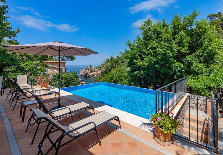 Villa a Deia, Mallorca, Deia - € 3.500.000 | Ref: SWODEI40091ETV - foto 1
