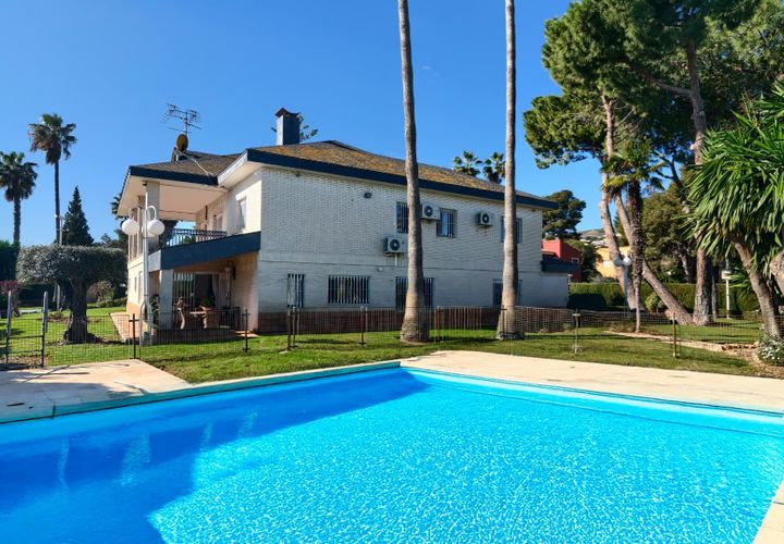 Villa i Chiva, Valencia, Chiva - € 750.000 | Ref: EXP09879/8930 - foto 1