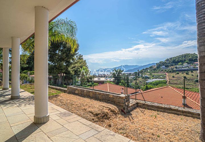 Villa i Bordighera, Imperia, Bordighera - € 650.000 | Ref: 5873 - foto 1