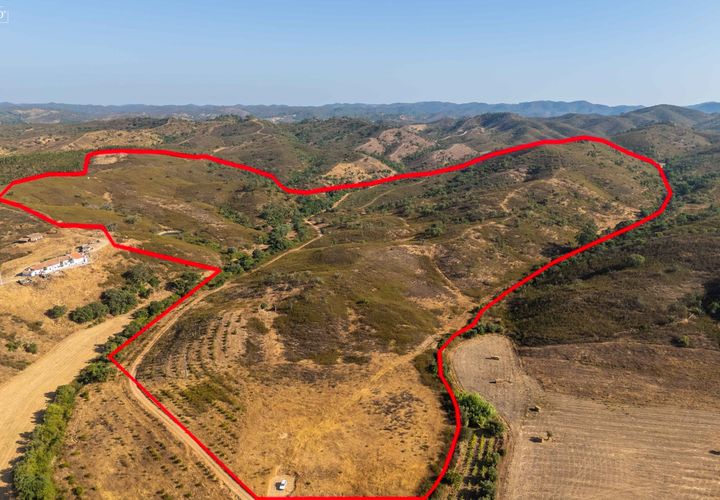 Helårsgrund i Silves, Faro, Silves - € 850.000 | Ref: ST2375 - foto 1