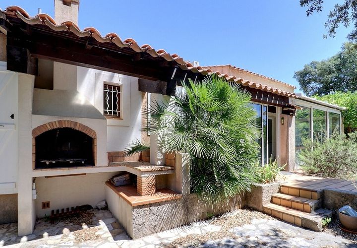 Villa i Saint-Mathieu-de-Treviers, Herault, Saint-Mathieu-de-Treviers - € 535.000 | Ref: 639 - foto 1