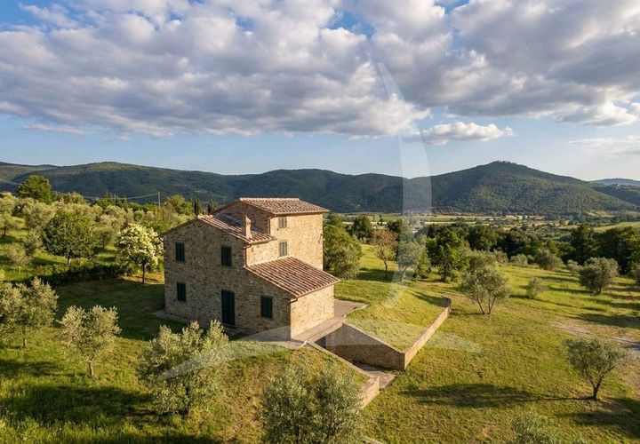 Farm hus i Cortona, Arezzo, Cortona - € 680.000 | Ref: a1190rc94115 - foto 1