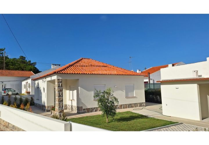 Villa i Almocageme, Lisbon, Almocageme - € 530.000 | Ref: CP-1018M - foto 1