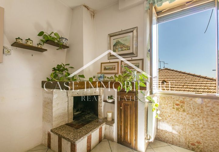 Lejlighed i Tolfa, Rome, Tolfa - € 45.000 | Ref: TOLFA, APPARTAMENTO ULTIMO PIANO - foto 1