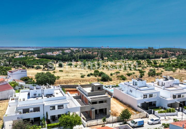 Rækkehus i Castro Marim, Faro, Castro Marim - € 1.300.000 | Ref: Sort23751 - foto 1