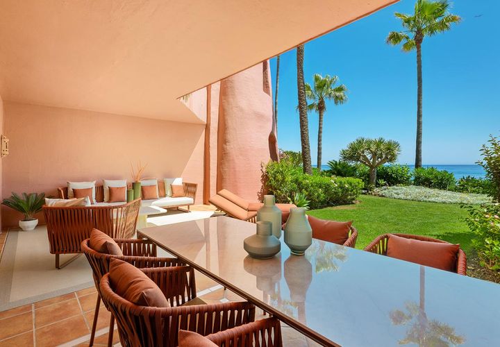 Leilighet i Estepona, Malaga, Estepona - € 2 350 000 | Ref: OL563MenaraBeach - foto 1