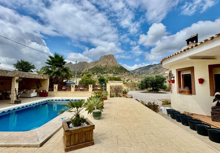 Villa i Relleu, Alicante, Relleu - € 350.000 | Ref: F1125/6084 - foto 1
