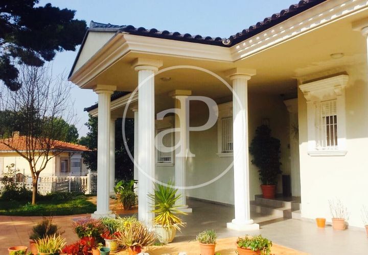Villa a Picassent, Valencia, Picassent - € 3.100/mes | Ref: AV2507125 - foto 1