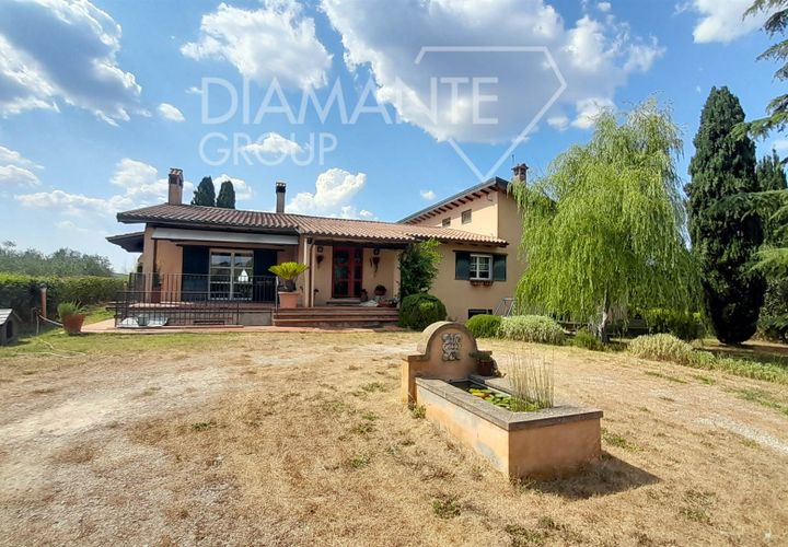 Farm i Manciano, Grosseto, Manciano - € 1.650.000 | Ref: AZ373 - foto 1