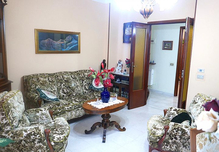 Lejlighed i Ventimiglia, Imperia, Ventimiglia - € 175.000 | Ref: 85950704 - foto 1