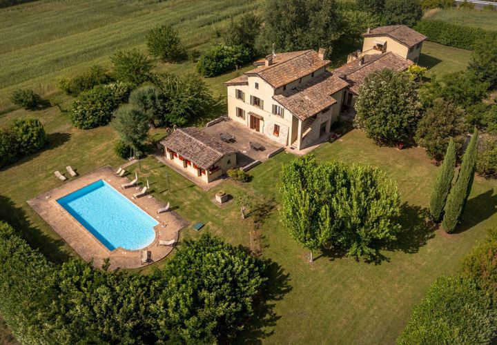 Landejendom i Spello, Perugia, Spello - € 1.050.000 | Ref: CBI134-2230-175 - foto 1