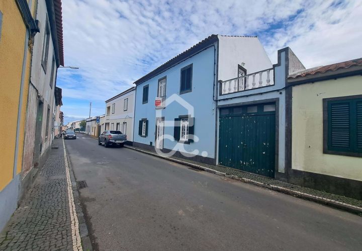 Villa a Rabo de Peixe, Sao Miguel, Rabo de Peixe - € 400.000 | Ref: 326/M/03468 - foto 1
