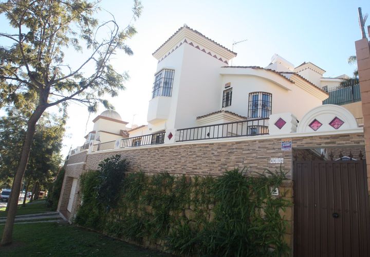 Villa i Benalmadena, Malaga, Benalmadena - € 915.000 | Ref: R4930828 - foto 1