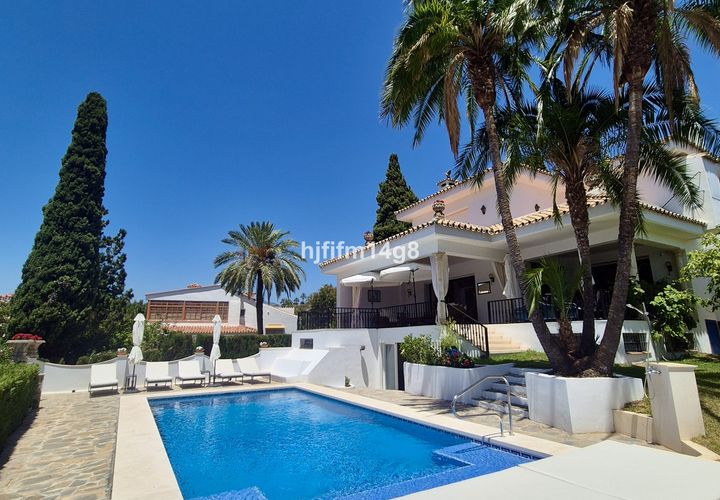 Villa i Alora, Malaga, Alora - € 1.795.000 | Ref: R5044105 - foto 1