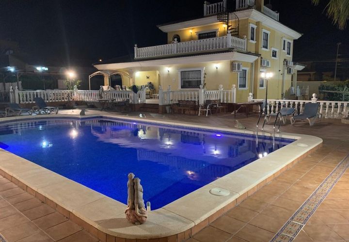 Villa i Los Balcones, Alicante, Los Balcones - € 598.000 | Ref: MLSC8050160 - foto 1