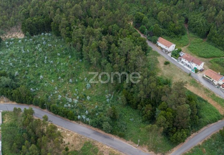 Helårsgrund i Grijo, Porto, Grijo - € 100.000 | Ref: ZMPT579558 - foto 1