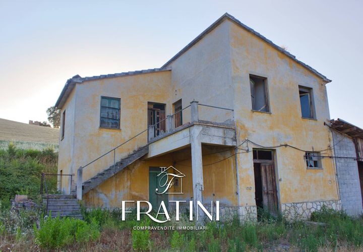 Landejendom i Bellante, Teramo, Bellante - € 53.000 | Ref: AG0028 - foto 1