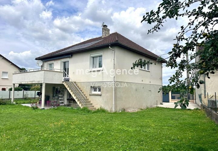 Villa a Maillot, Yonne, Maillot - € 239.000 | Ref: 190330 - foto 1