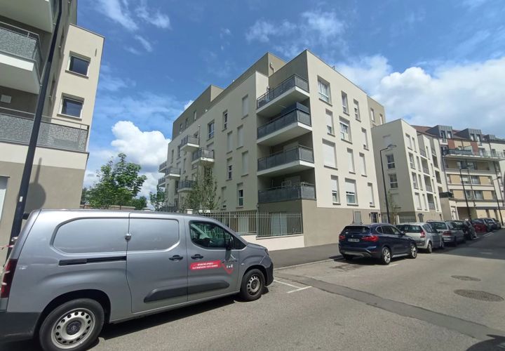 Leilighet i Trappes, Yvelines, Trappes - € 187 677 | Ref: 86144642 - foto 1