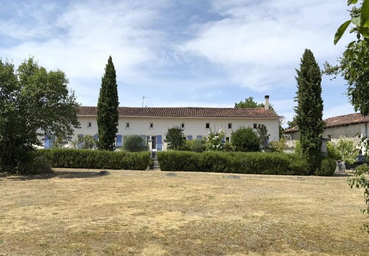 Villa a Saint-Romain, Charente, Saint-Romain - € 304.500 | Ref: B507D1C3B12441B5 - foto 1
