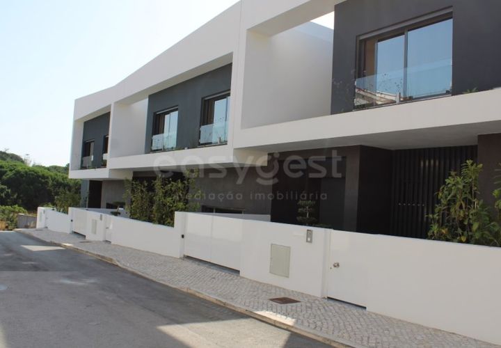Rækkehus i Loures, Lisbon, Loures - € 797.500 | Ref: PF97736JT - foto 1
