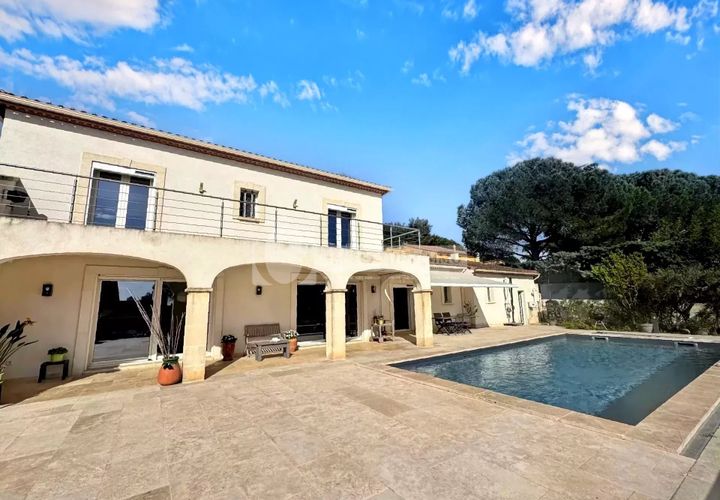 Villa i Beaucaire, Gard, Beaucaire - € 648.000 | Ref: D70 - foto 1