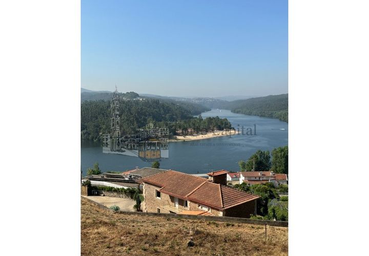 Helårsgrund i Melres e Medas, Porto, Melres e Medas - € 350.000 | Ref: PC_11721 - foto 1