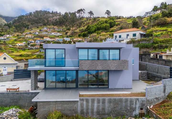 Byhus i Calheta, Madeira, Calheta - € 850.000 | Ref: KWPT-007641 - foto 1