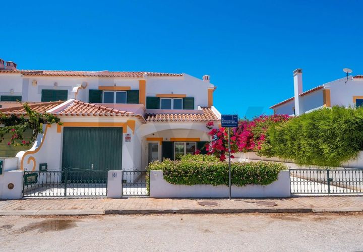 Villa i Castro Marim, Faro, Castro Marim - € 700.000 | Ref: KWPT-018828 - foto 1