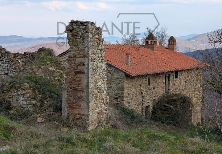 Farm hus i Cortona, Arezzo, Cortona - € 140.000 | Ref: AR6910 - foto 1