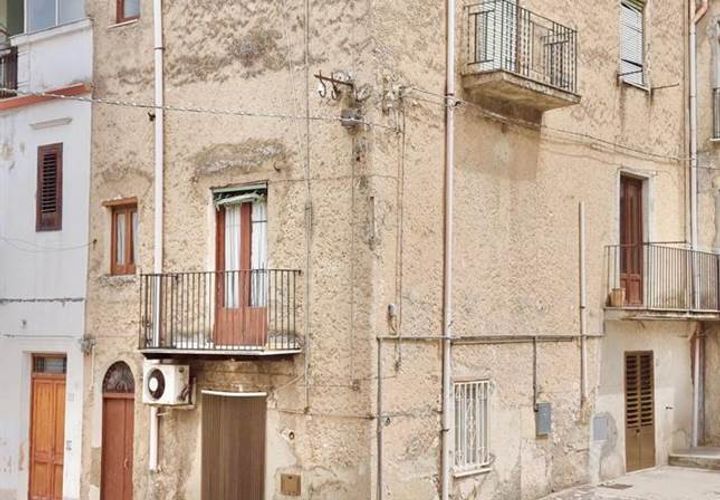Villa i Chiusa Sclafani, Palermo, Chiusa Sclafani - € 25.000 | Ref: 8682RV92641 - foto 1