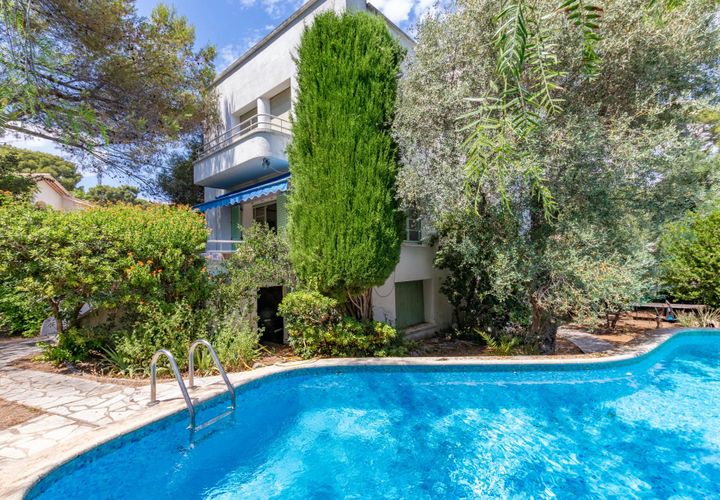 Villa i Antibes, Alpes-Maritimes, Antibes - € 2.000.000 | Ref: HH-15853645 - foto 1