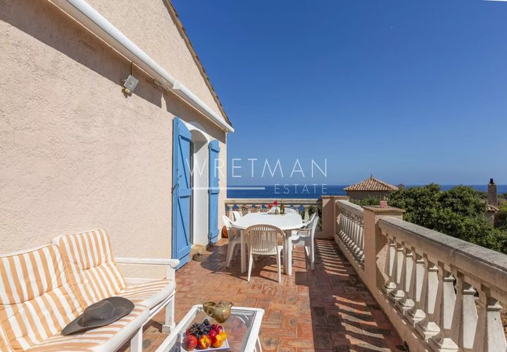 Villa i Saint-Raphaël, Var, Saint-Raphaël - € 1.360.000 | Ref: 86143692 - foto 1