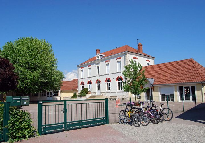 Villa i Oslon, Saone-et-Loire, Oslon - € 49.000 | Ref: 416638ERBO - foto 1
