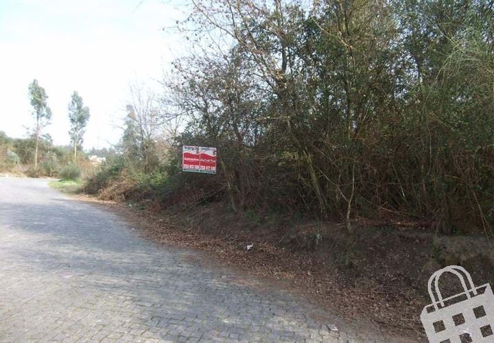Helårsgrund i Serzedelo, Braga, Serzedelo - € 550.000 | Ref: 336/T/00071 - foto 1
