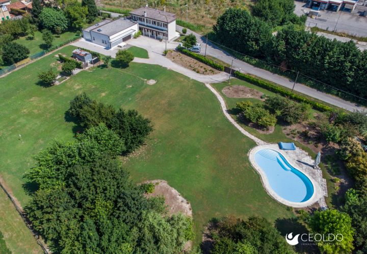 Villa en Vigonza, Padua, Vigonza - € 550.000 | Ref: 2025-26 - photo 1