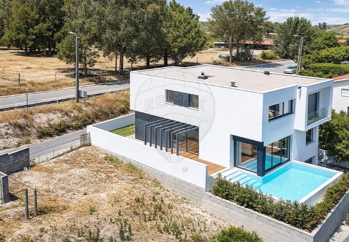 Villa i Cabeceiras de Basto, Braga, Cabeceiras de Basto - € 372.000 | Ref: 126311008-75 - foto 1
