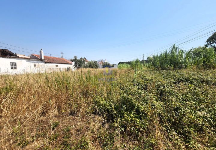 Helårsgrund i Azambuja, Lisbon, Azambuja - € 30.000 | Ref: ALVER-216667 - foto 1