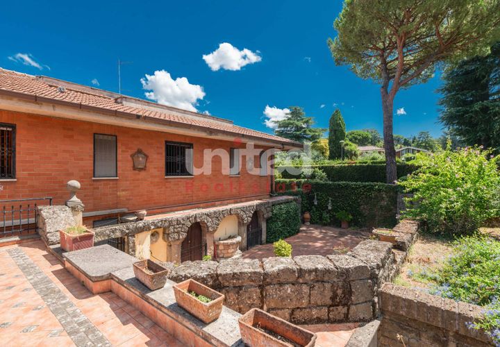 Villa a Frascati, Rome, Frascati - € 790.000 | Ref: 125 - foto 1