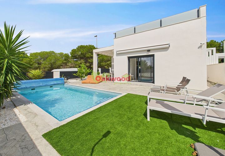 Villa i Pinar De Campoverde, Alicante, Pinar De Campoverde - € 422.500 | Ref: OKPNB2158 - foto 1