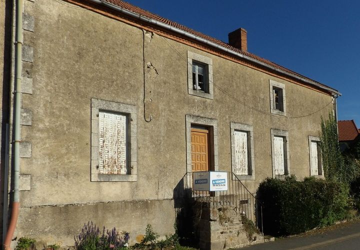 Farm hus i Sainte-Therence, Allier, Sainte-Therence - € 89.000 | Ref: 340939569181 - foto 1