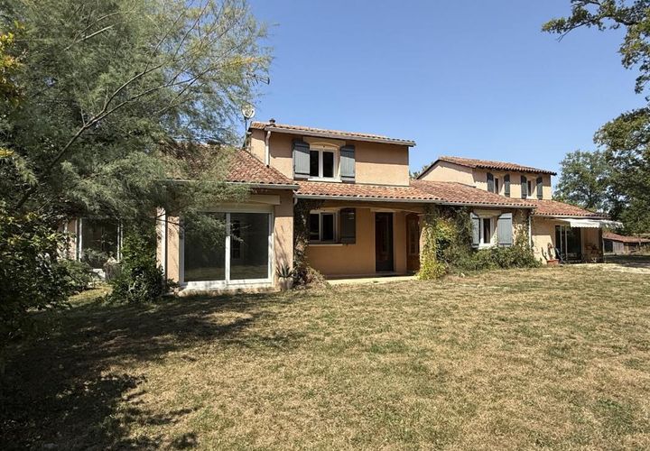 Villa i Saint-Estephe, Gironde, Saint-Estephe - € 315.000 | Ref: C1690EA965BD4A7D - foto 1
